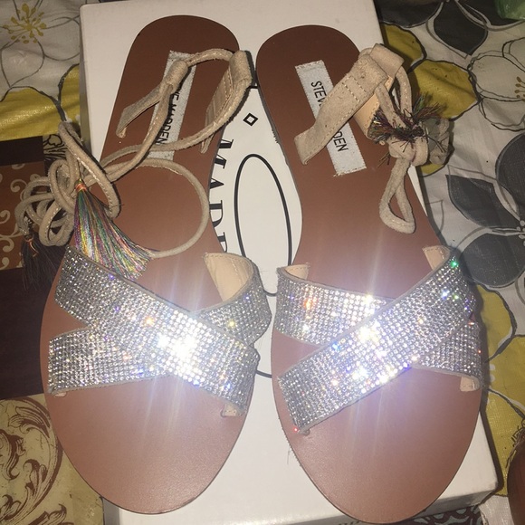 Steve Madden Dawn Rhinestone Sandal. New with box. - Picture 3 of 3